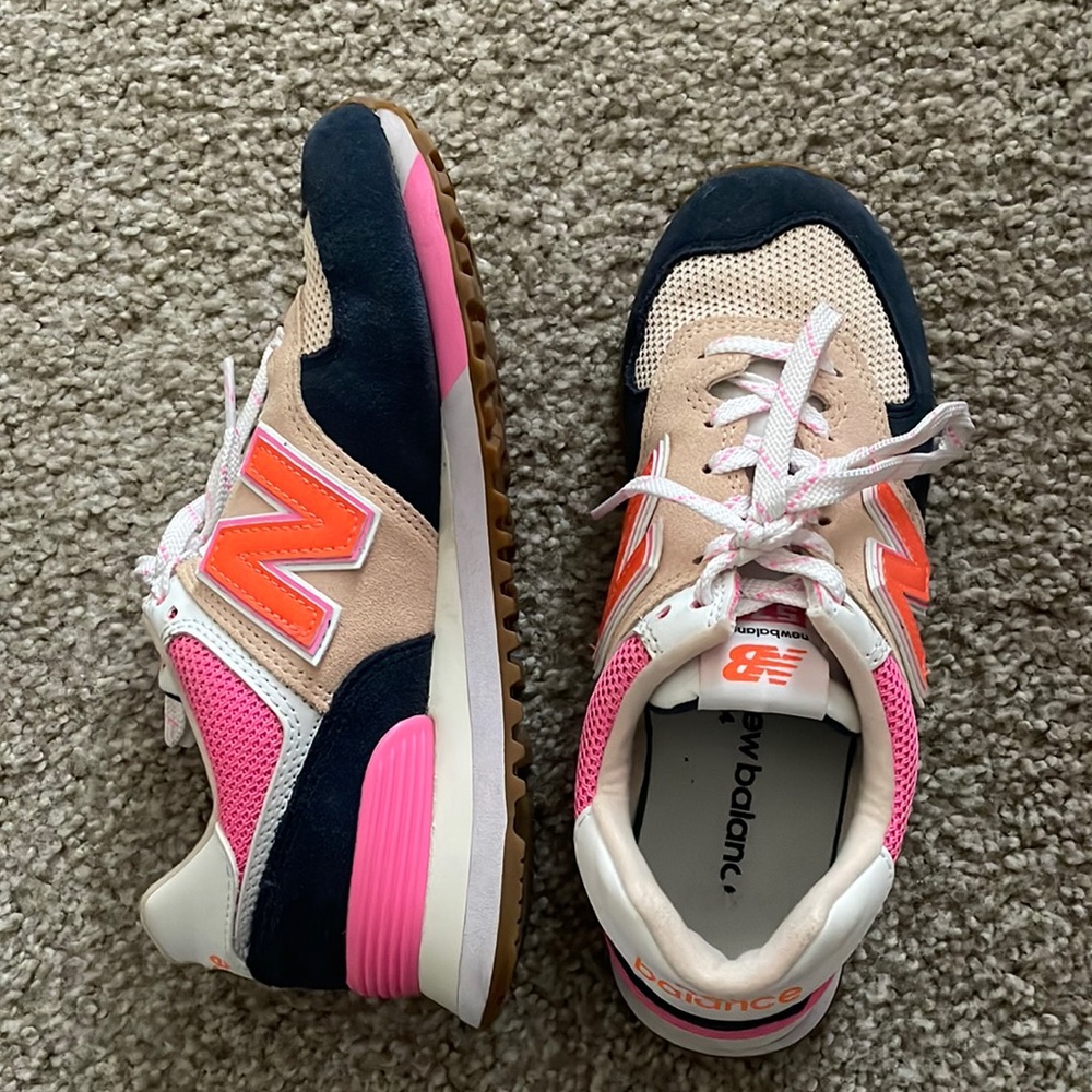Women’s New Balance sneakers size 7